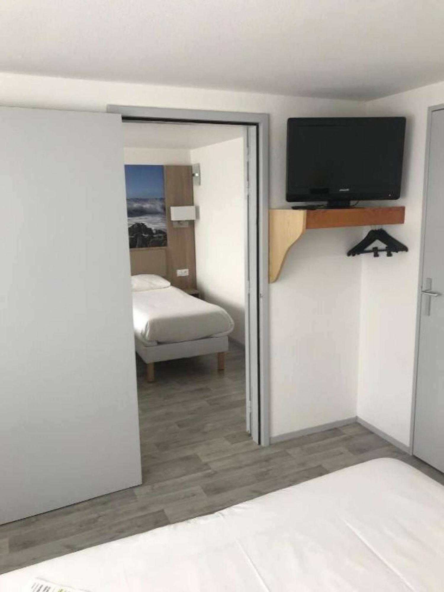 Brit Hotel Confort Morlaix 圣马丁德斯查 外观 照片
