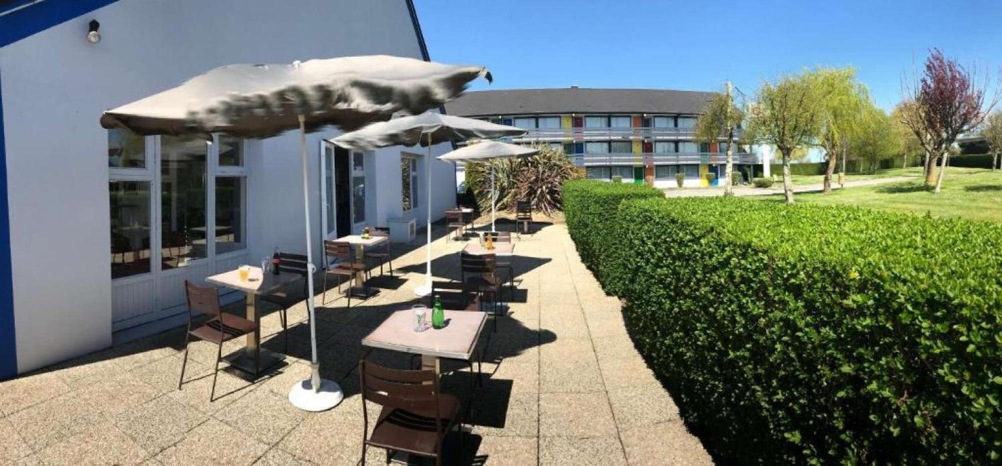Brit Hotel Confort Morlaix 圣马丁德斯查 外观 照片