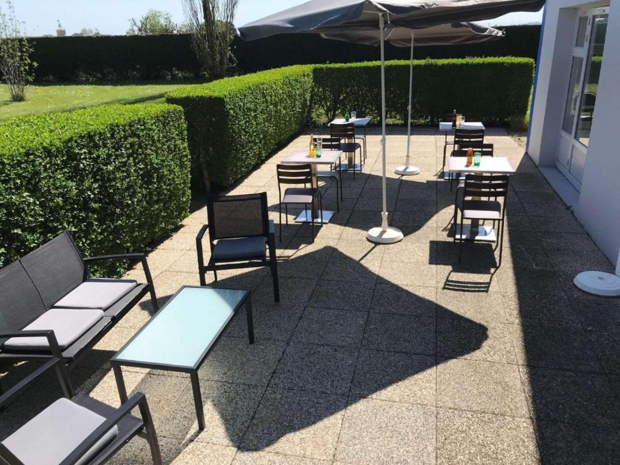 Brit Hotel Confort Morlaix 圣马丁德斯查 外观 照片