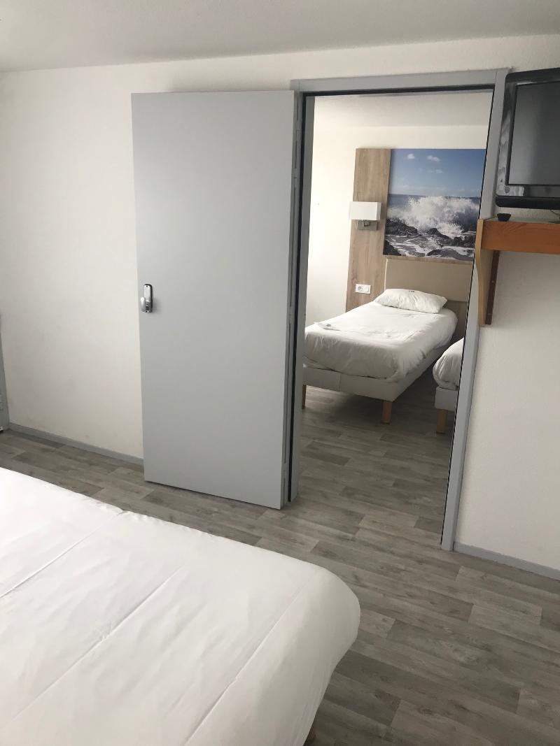 Brit Hotel Confort Morlaix 圣马丁德斯查 外观 照片