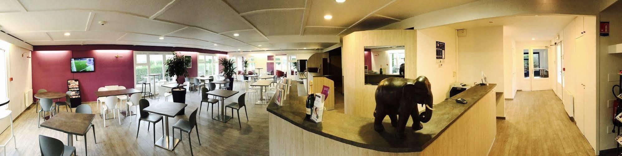 Brit Hotel Confort Morlaix 圣马丁德斯查 外观 照片