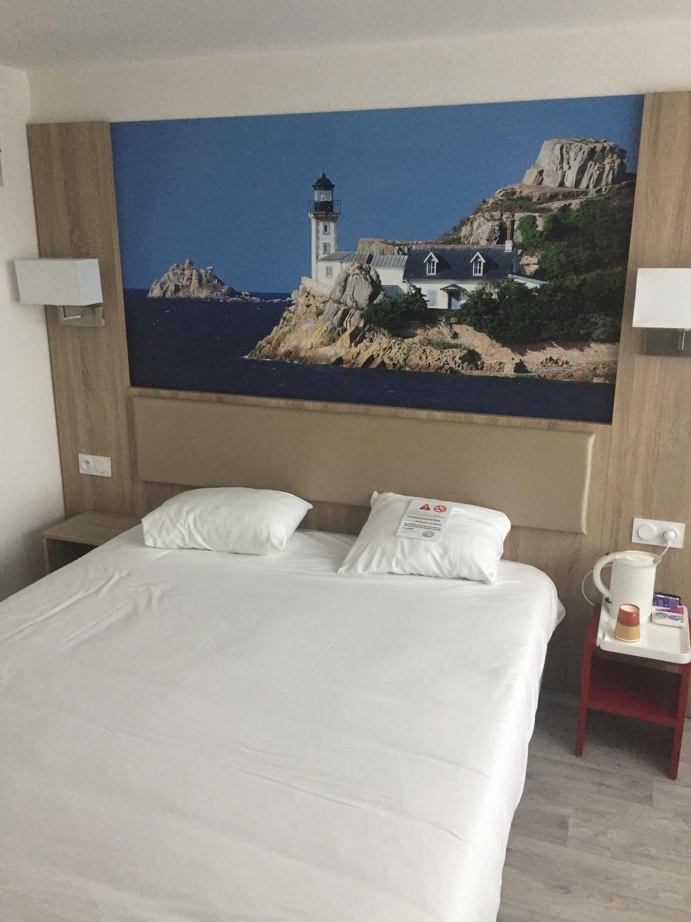 Brit Hotel Confort Morlaix 圣马丁德斯查 外观 照片